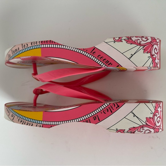 Tory Burch Printed Carved Wedge Flip-flop in Pink Paradise Constellation - Picture 7 of 11
